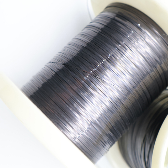 Alambre de nitinol: alambre de aleaci&oacute;n superel&aacute;stica y con memoria de forma de alto rendimiento